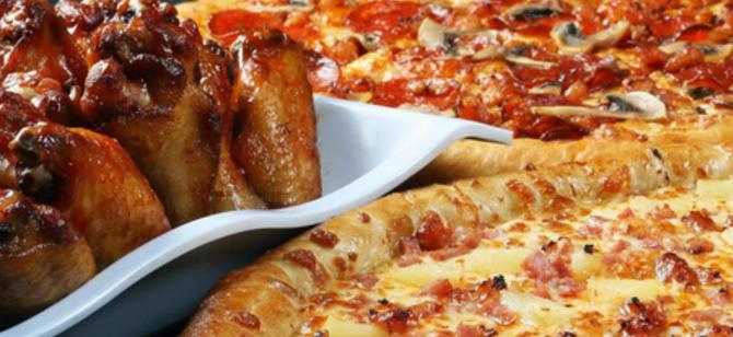 May contain: examples of dishes served in the Lenzini's Pizza restaurant, interior or exterior of Lenzini's Pizza restaurant