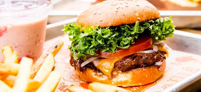 May contain: examples of dishes served in the Edrey Burgers restaurant, interior or exterior of Edrey Burgers restaurant